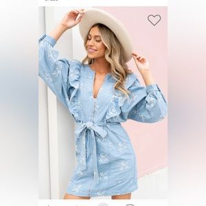 CUTE embroidered denim dress!!